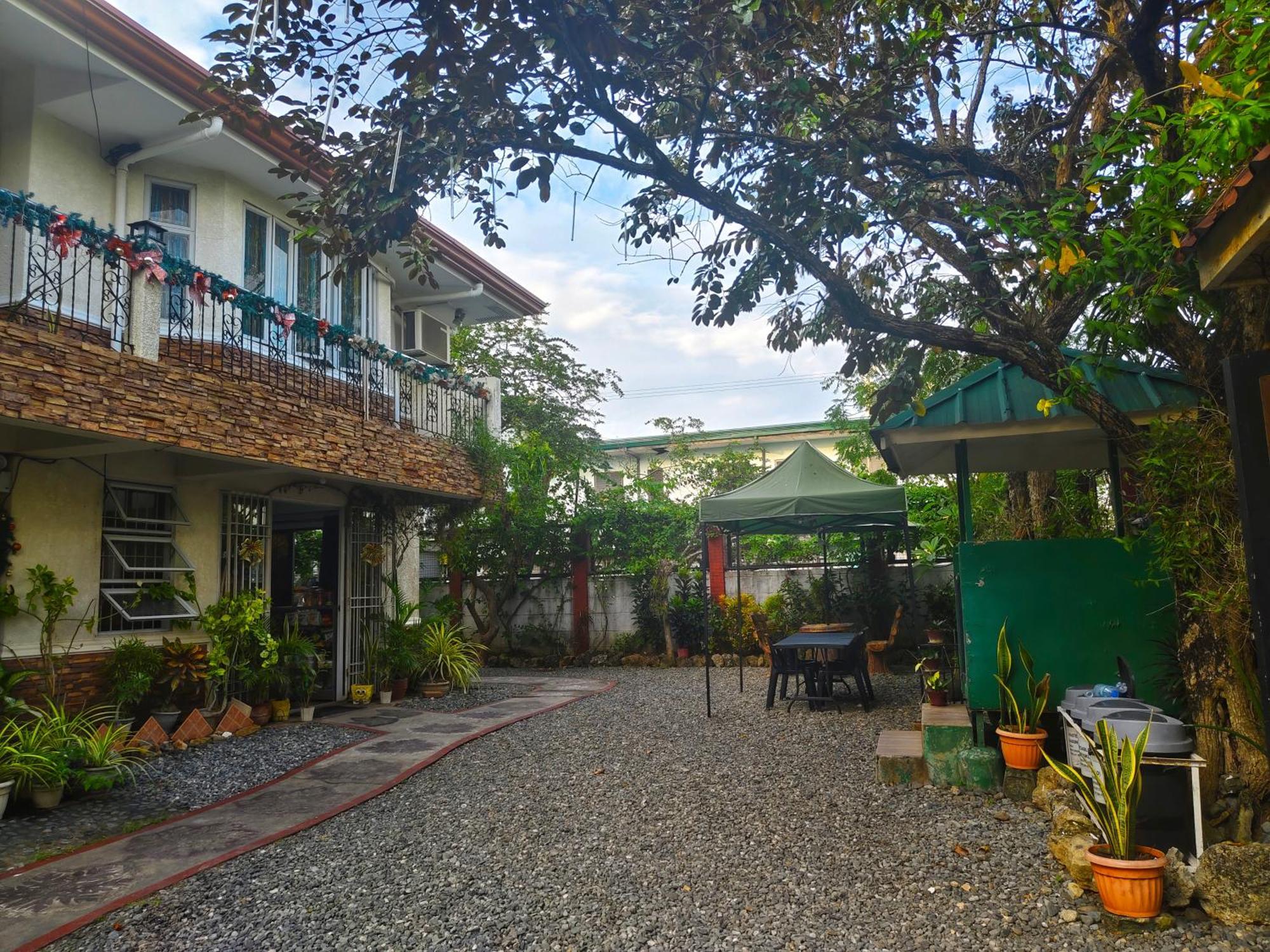 Monte Rio Gardens Bed & Breakfast Alaminos Exterior foto